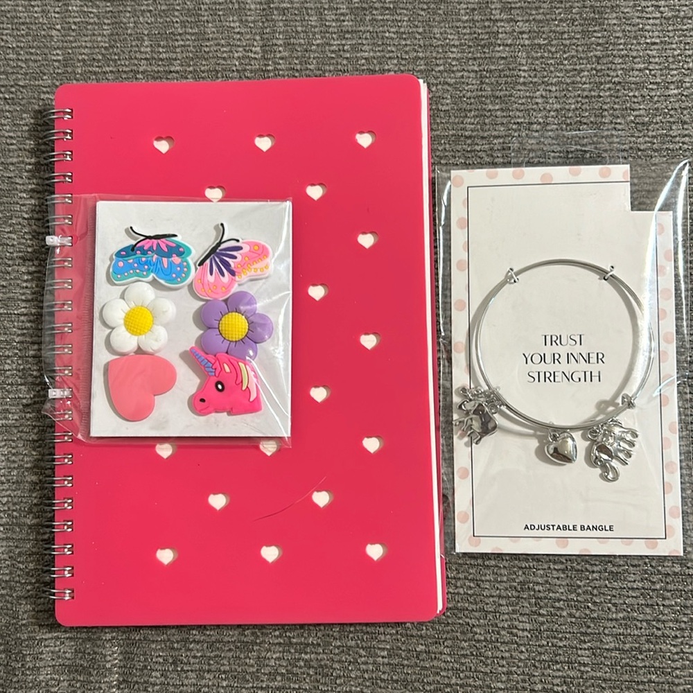Notebook with jiblets